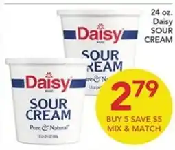 Pete's Fresh Market Daisy sour cream offer