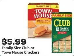 Fareway Family Size Club or Town House Crackers offer