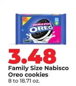 Hy-Vee Family Size Nabisco Oreo cookies offer