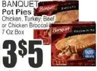 Food Universe Banquet pot pies offer