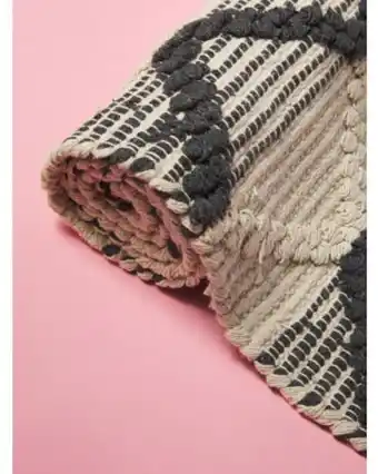 Home Goods 3x5 woven diamond scatter rug offer