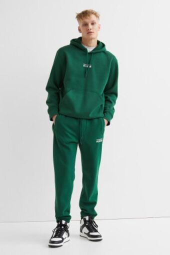 H&M Relaxed fit joggers offer