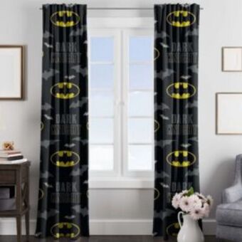 Lined curtain – batman