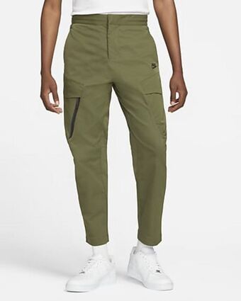 Nike sportswear tech essentials