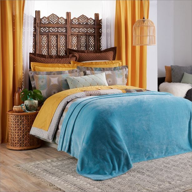 Savanna extra length plush blanket offer at HomeChoice