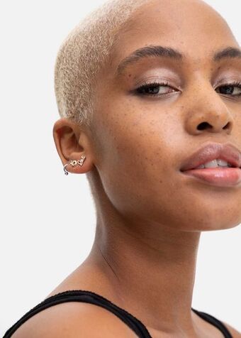Woolworths Assorted earrings 20 pack offer
