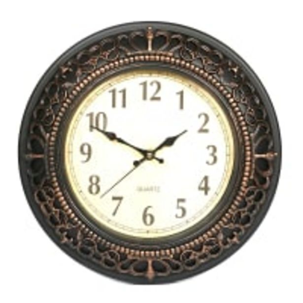 Quartz wall clock offer at Cash Crusaders