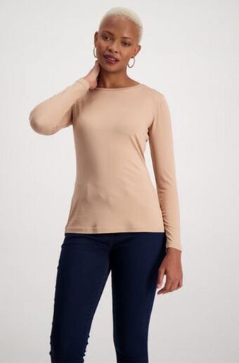 Chloe crew neck tee