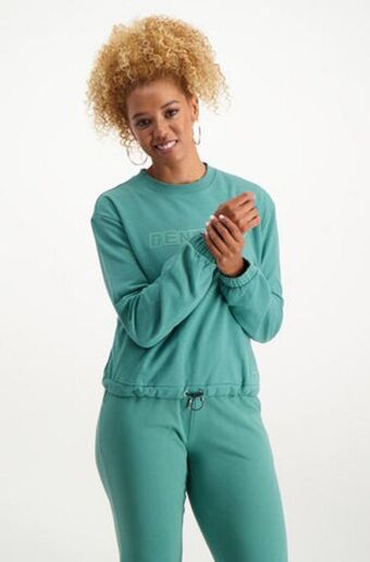 Dunns Diya tie hem crew sweat offer