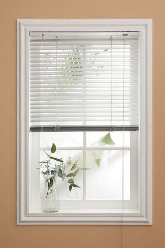 Pvc woodgrain venetian blind l100xw60cm