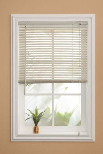 Pvc woodgrain venetian blind l160xw160cm