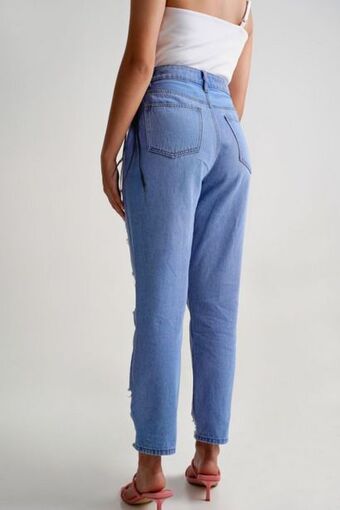 MRP Mom jeans offer