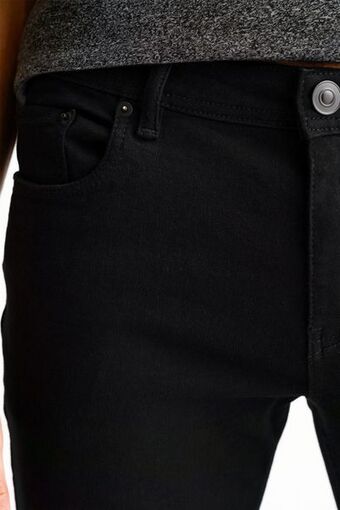 MRP Slim fit jeans offer