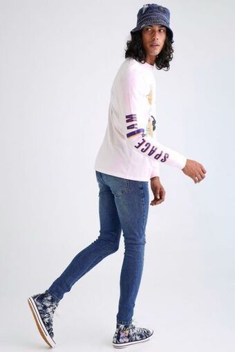 MRP Spray on jeans offer