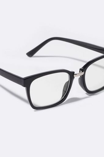MRP Geeky glasses offer