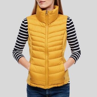 OneDayOnly Ladies sleeveless quilted padded jacket offer