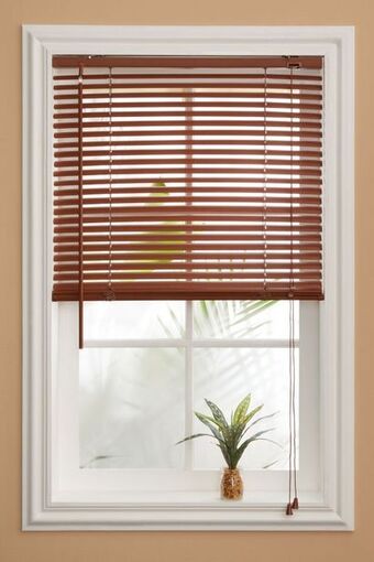 Sheet Street Pvc woodgrain venetian blind l100xw60cm offer