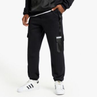 Sportscene Redbat men's black utility jogger offer