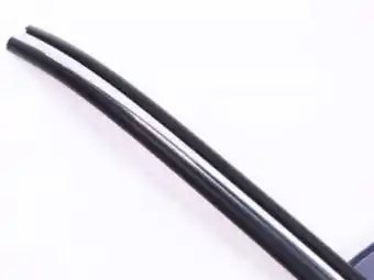 Autogear stick-on rubber & chrome door beading – 18mm width