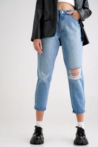 MRP Mom jeans offer
