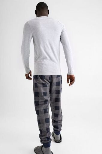 MRP Check sleep pants offer