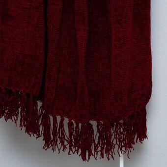 Chenille throw - red