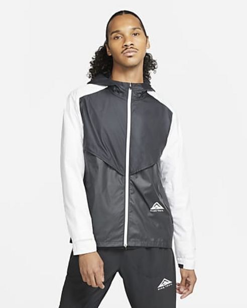 Nike windrunner offer at Nike