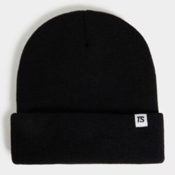 Totalsports Ts cuffed black beanie offer