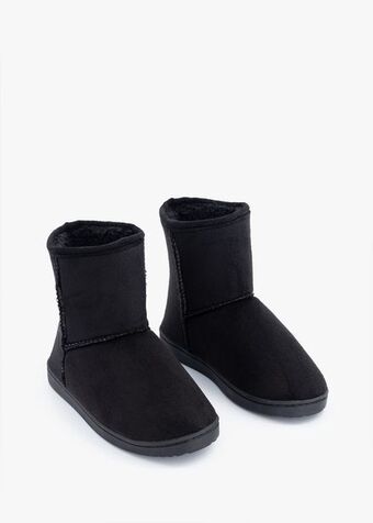 Cosy bootie slippers (size 12-6) older girl