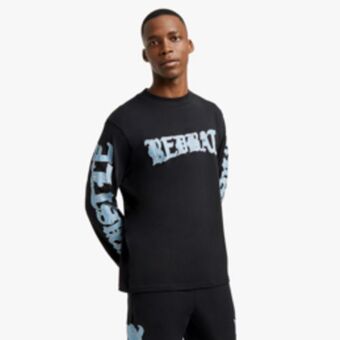 Sportscene Redbat men's black t-shirt offer
