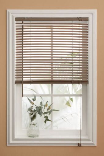 Sheet Street Pvc woodgrain venetian blind l100xw100cm offer