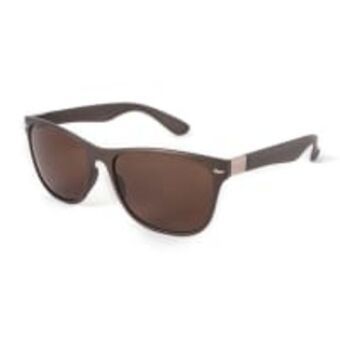 Cash Crusaders Rippa wayfarer sunglasses offer