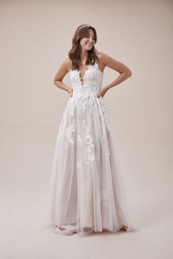Bride&co Vanessa br02070 oleg cassini offer