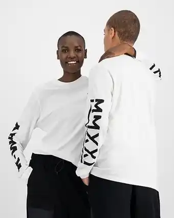 Cape Union Mart K-way mmxxi graphic t-shirt offer