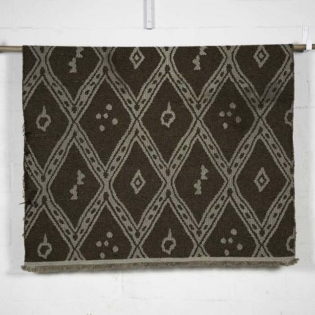 Laguna reversible rug coffee offer at Weylandts