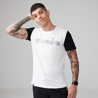 OneDayOnly Men's black & white bright t-shirt offer