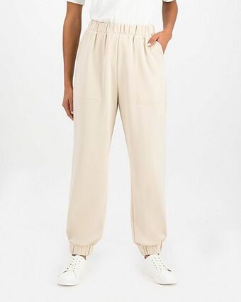 Cape Union Mart Rare earth women’s jasmine fleece jogger pants offer