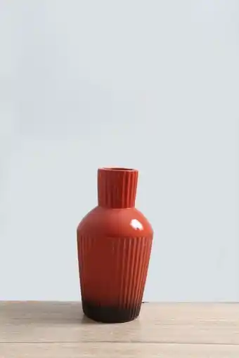 Sheet Street Ceramic vase offer