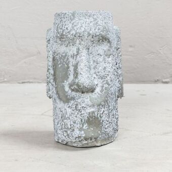 Weylandts Moai sculpture offer