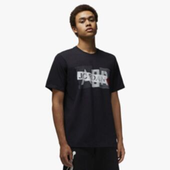 Sportscene Jordan men's graphic black t-shirt offer