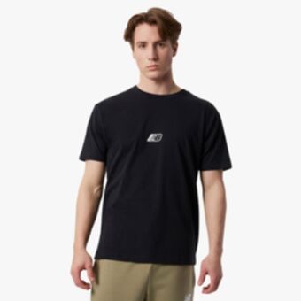 Sportscene New balance men's graphic black t-shirt offer