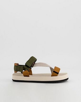 Cape Union Mart K-way kids flash sport sandals offer