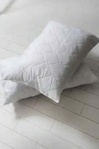 Sheet Street 2 pack quilted ballfibre pillows offer