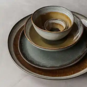 Luni crockery range