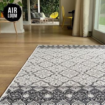 OneDayOnly Indoor/outdoor reversible rug (120 x 170cm) offer