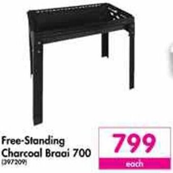 Makro Free-Standing Charcoal Braai 700 offer