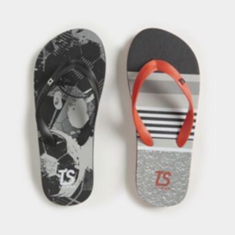 Totalsports Junior pre-school 2-pack soccer stripes black/grey/red thongs offer