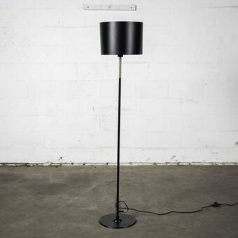 Weylandts Flat base floor lamp offer