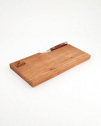 Cape Union Mart My butcher’s block biltong board and biltong knife offer
