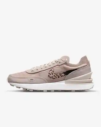 Nike Nike waffle one se offer